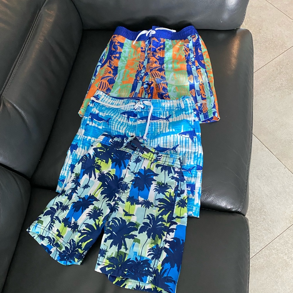Boys Tommy Bahamas swim shorts. Size 4T